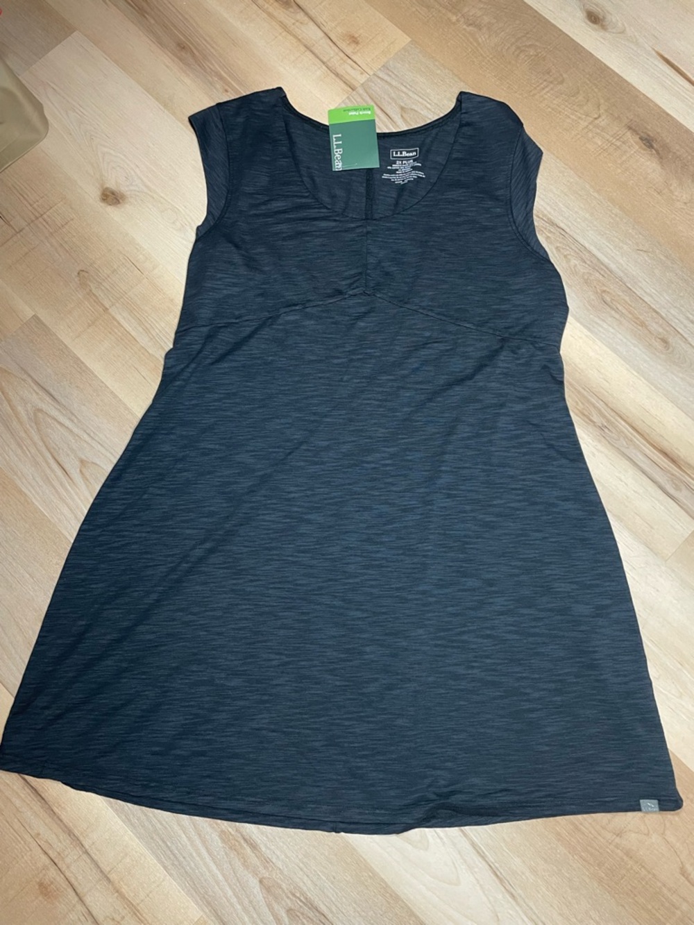 L.L.Bean Women's Black Heather V-Neck Knit Top - 2X Plus